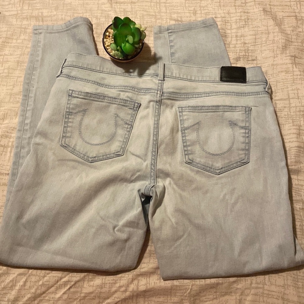 TRUE RELIGION JEANS